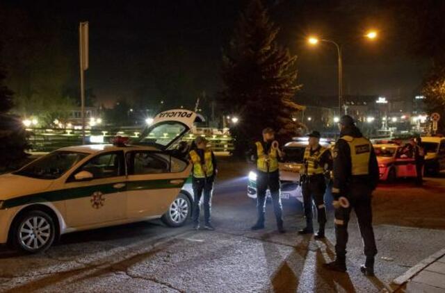 Pirmąją metų dieną policijos pareigūnai tikrino vairuotojų blaivumą