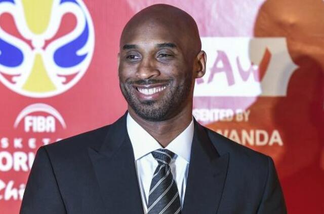 Sraigtasparnio avarijoje žuvo NBA legenda Kobe Bryantas