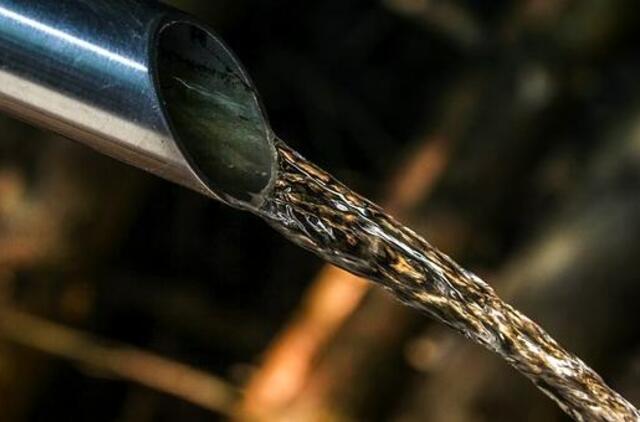 AB „Klaipėdos vanduo“ prašo savivaldybių įpareigoti daugiabučių namų savininkus patikrinti nuotekų išvadus