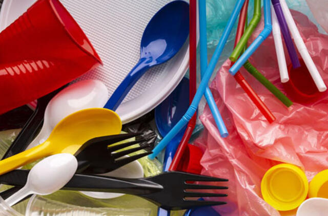 Ar atsisakyti plastiko renginiuose?