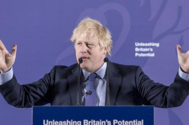 JK nuo 2035-ųjų uždraus prekiauti naujais benzininiais ir dyzeliniais automobiliais