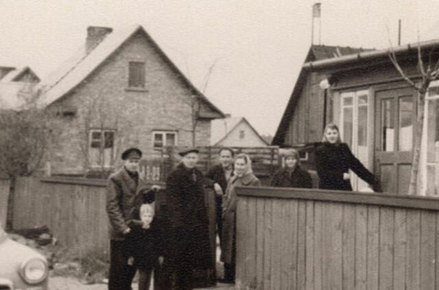 Klaipėdos akvarelės: namai ir žmonės (611)