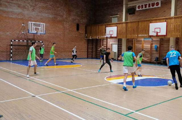 Klaipėdos suaugusiems - nemokamos futbolo treniruotės