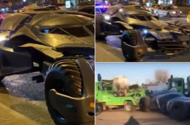 Maskvoje sulaikytas savadarbis „betmobilis“ ir jo vairuotojas