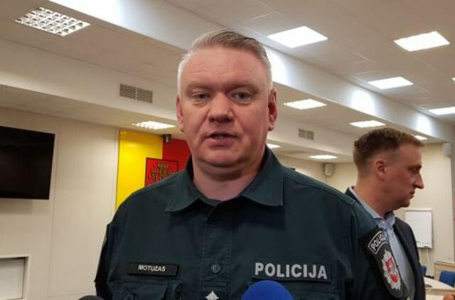 Koronavirusas ir neaiškūs draudimai: į sportą ir mokyklą negalima, bet kavos ir alaus – prašom