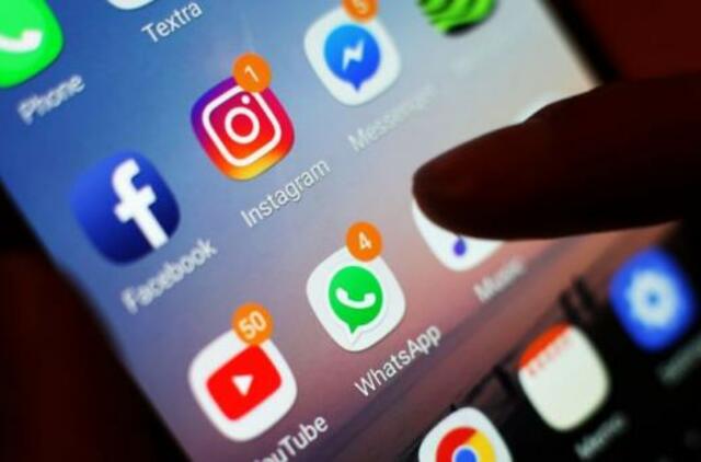 Tamsūs feisbuko užkaboriai: keturiolikmetė tapo iškrypėlio auka