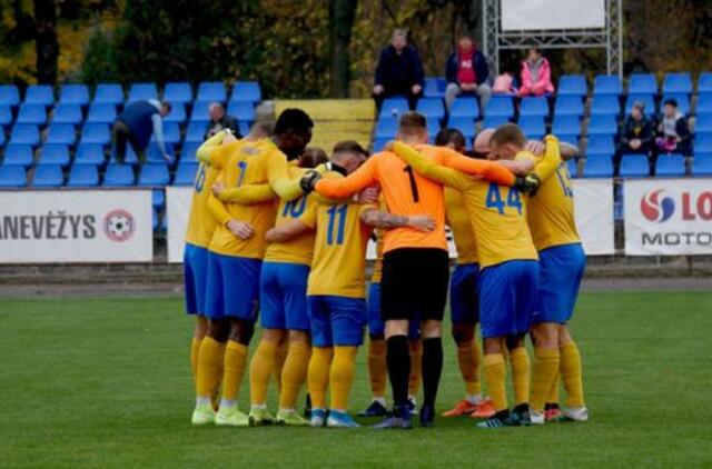 "Atlantas" tęsia veiklą