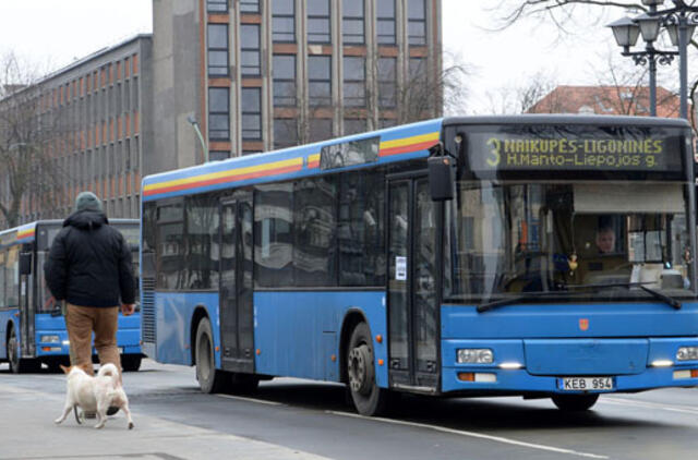 Policija ir aplinkosaugininkai ragins vairuotojus persėsti į viešąjį transportą