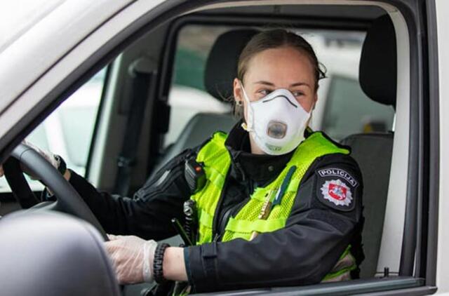 Girta moteris dūrė peiliu vyrui į koją, vyras ligoninėje