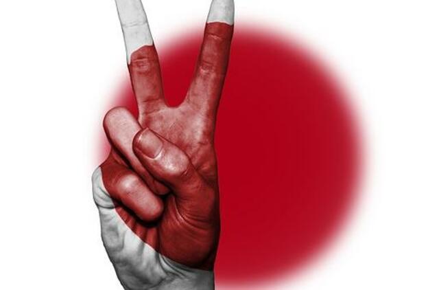 Japonijos parlamentarai susimažins algas, solidarizuodamiesi su šalies gyventojais