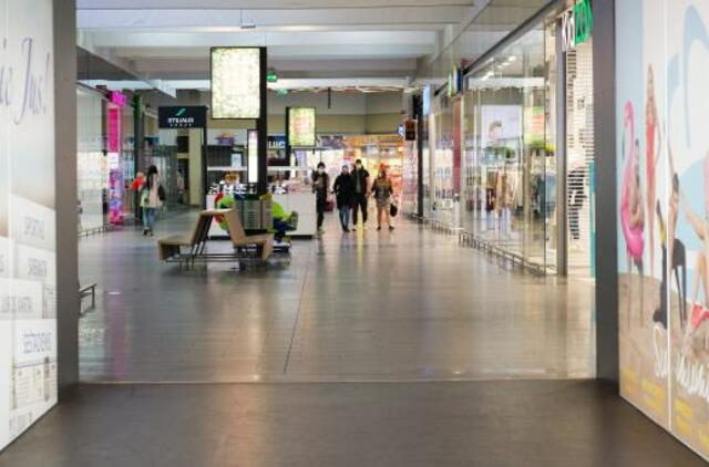 Klientai į parduotuves "Akropolyje" grįžta iš lėto