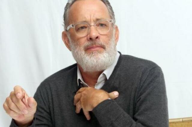 Tomas Hanksas parašė laišką patyčių sulaukiančiam berniukui, vardu Corona