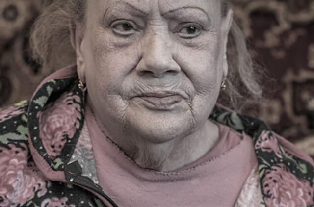 „Berniukui buvo du metai,  tačiau jis buvo toks nusilpęs, kad galėjo tik šliaužti...“: mažos mergaitės pasiaukojimo istorija