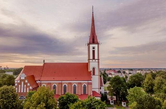 Kretingoje gimusius kūdikius sveikins bažnyčios varpai