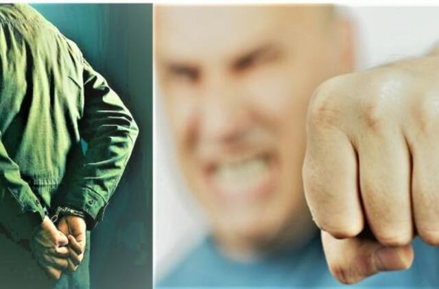 Linksmybės baigėsi sumušimu, apiplėšimu, bandymu įkalinti