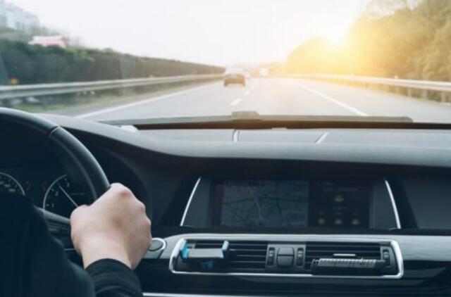 Parengtos rekomendacijos dėl vairavimo egzaminų ir mokymų organizavimo