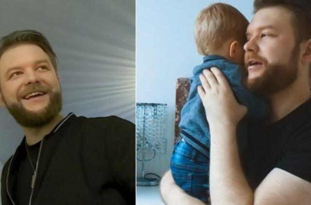 Tėčiu tapęs dainininkas Vudis sūnų Elajų užmigdo originaliu būdu: tai labai pasiteisino