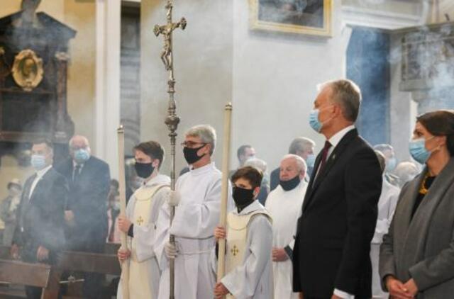 Koronaviruso krizė: svarbiausios savaitgalio naujienos
