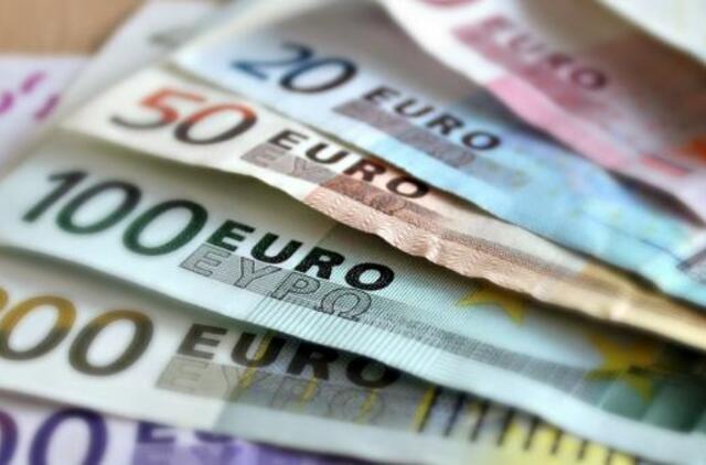 Labdaros ir paramos fondo vadovas pasisavino per 100 tūkst. eurų