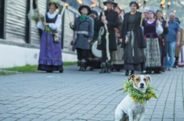 Neringa kviečia į išskirtines Jonines ir festivalį „Tek saulužė ant maračių“