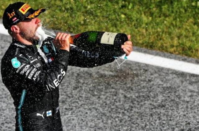 „Formulė-1“ prasidėjo: Austrijoje triumfavo V. Bottas