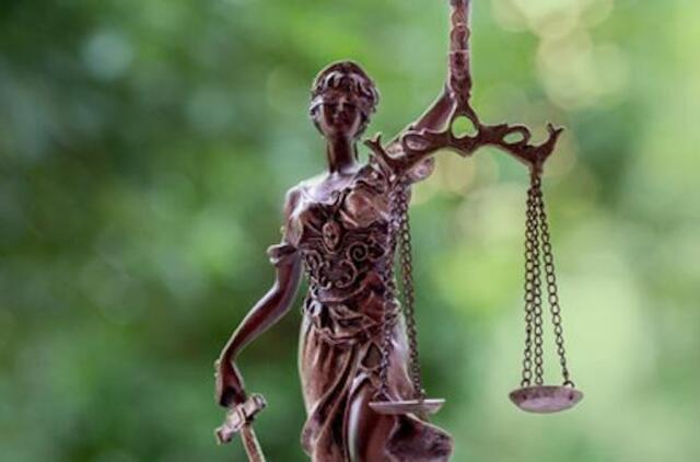 Kokainu paženklinta bičiulystė bus nagrinėjama teisme