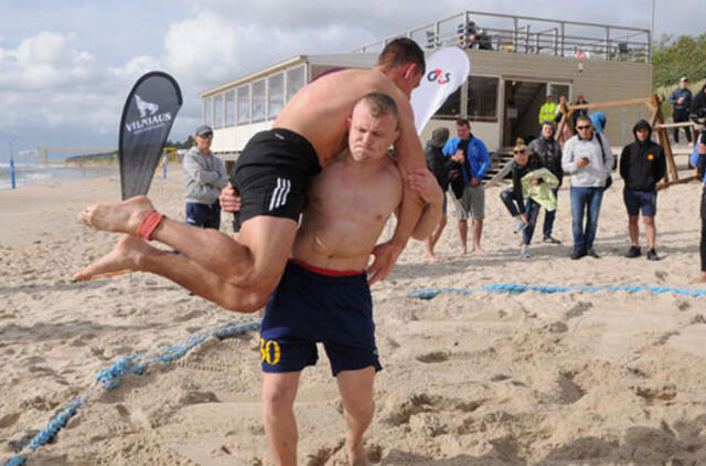 Paplūdimio imtynių čempionate - Edgaro Voitechovskio triumfas