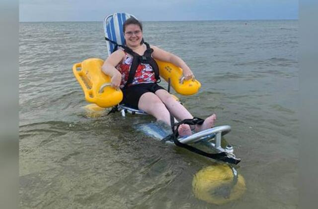 Paplūdimiuose gali maudytis ir neįgalieji