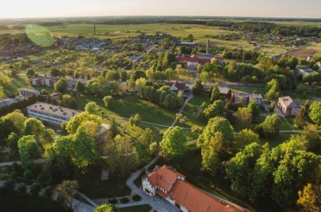 Pasirašyta sutartis dėl Vėžaičių viešųjų erdvių tvarkymo