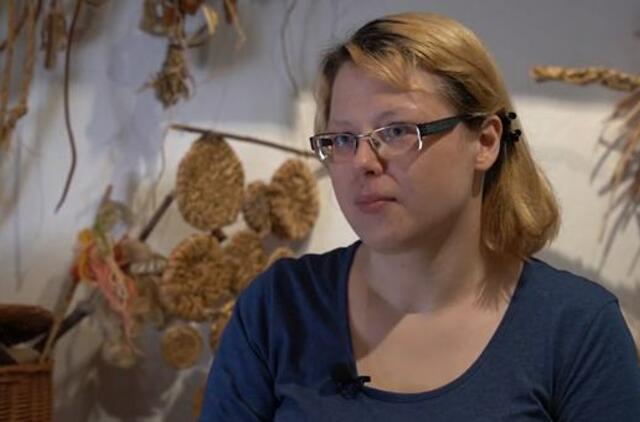 „Saulė sodą sodino...“ apie senųjų amatų meistrę Virginiją Rimkutę