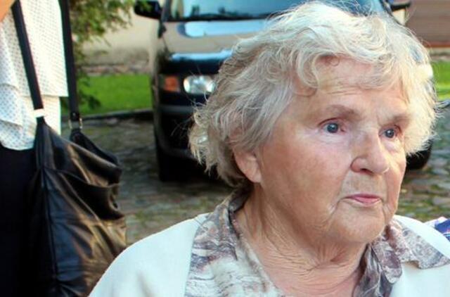 Lietuvių tekstilės klasikės Marijos Švažienės gobelenai skleidžia gyvybingą energiją