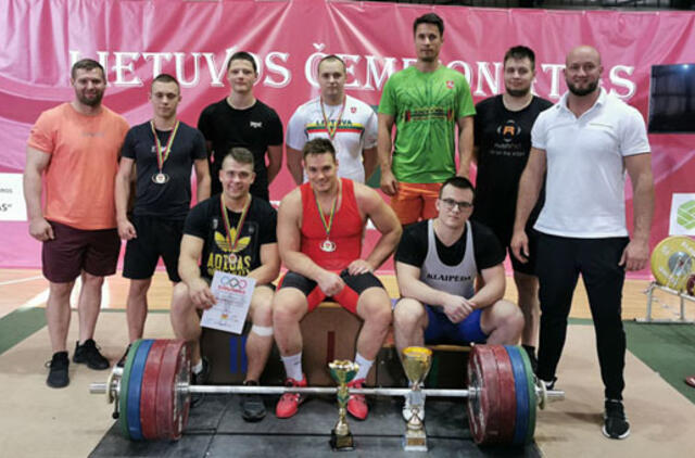 Lietuvos sunkiosios atletikos čempionate - nauji rekordai ir klaipėdiečių pergalės