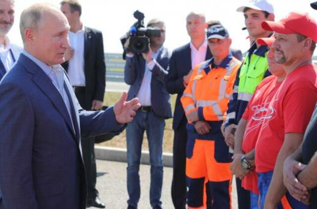 V. Putinas: Rusija laiko Baltarusijos prezidento rinkimus legitimiais