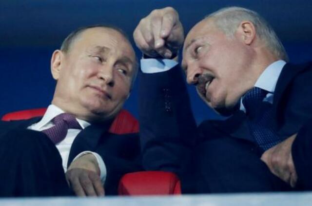 V. Putinas žada karinę paramą A. Lukašenkai