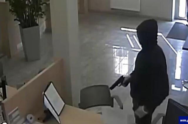 Banko plėšiką bausmė pavijo gimtinėje