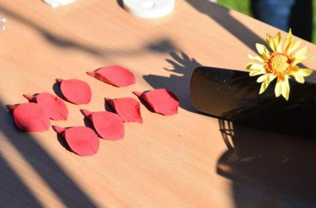 Botanikos sode vyko kūrybinės dirbtuvės „Kaip gimsta gėlės"