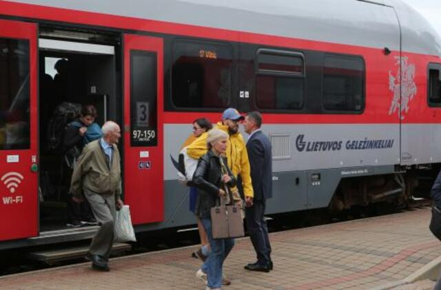 COVID-19 nustatytas traukinio Vilnius-Klaipėda konduktoriui