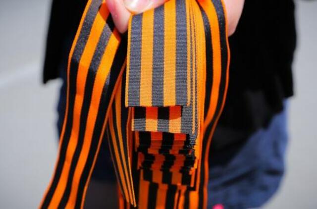 Latvijos parlamentas iš esmės pritarė Georgijaus juostelių draudimui viešuose renginiuose