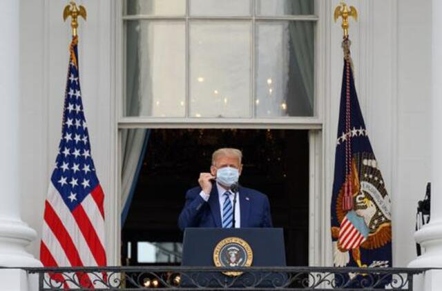 Baltųjų rūmų gydytojas: D. Trumpas nebėra viruso nešiotojas