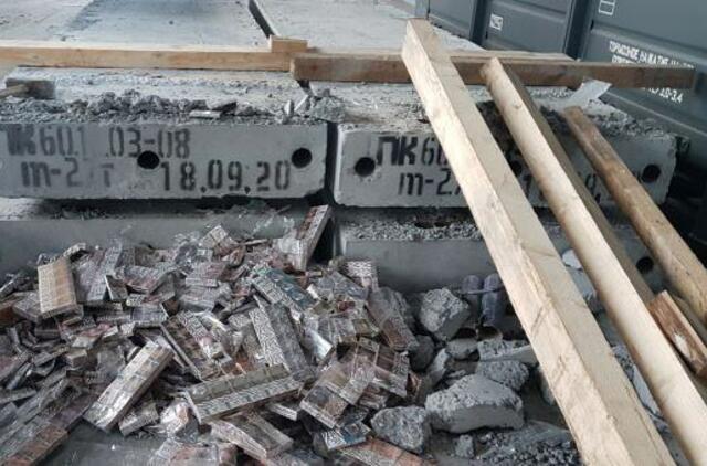 Muitininkai betono plokštėse rado siurprizą