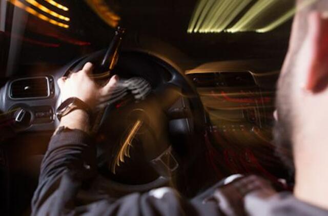 Girtas „VW“ vairuotojas pražudė keleivį