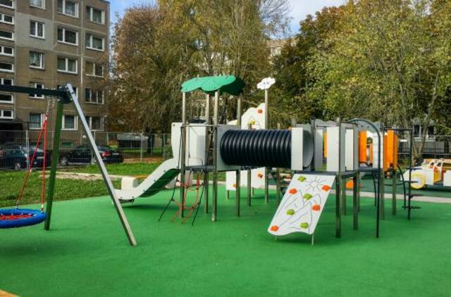 Klaipėdoje -  dar dvi naujos vaikų žaidimo aikštelės