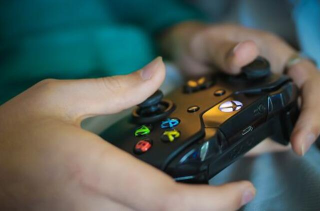 Naujųjų „PlayStation“ ir „Xbox“ konsolių Lietuvoje trūks bent iki kitų metų