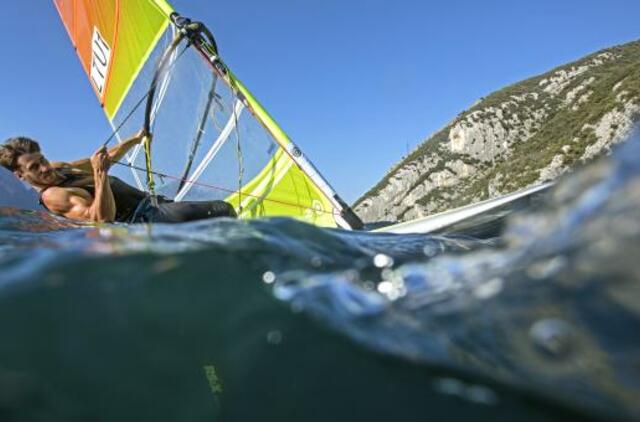 Pasiruošimas Tokijui tęsiasi nepaisant pandemijos: Europos olimpinių burlenčių čempionate startuoja du Lietuvos atstovai