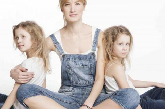 Tėvų ir paauglių santykiai: kaip susikalbėti „ta pačia“ kalba, išvengti autoritarinio valdymo