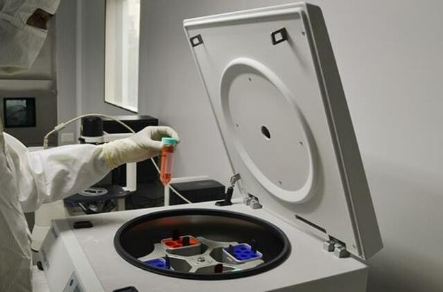 „BioNTech“: per 6 savaites galime sukurti vakciną nuo mutavusios koronaviruso atmainos