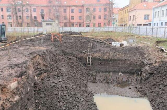 Į senamiesčio duobę sugrįžo archeologai