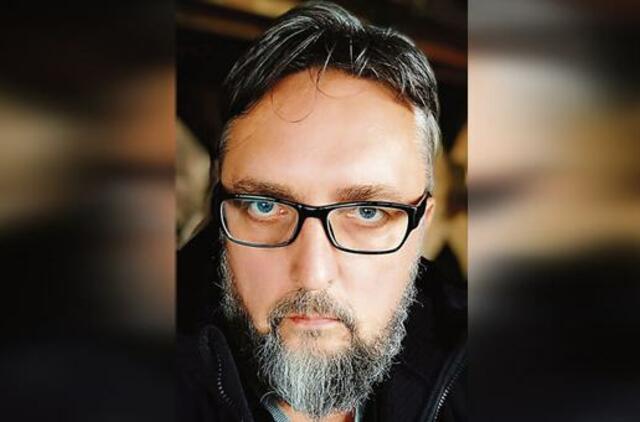 Kretingiškio drobės – lyg tragikomiško pasaulio veidrodžiai