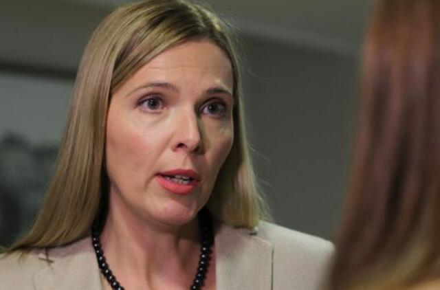 Po kontakto su užsikrėtusiuoju koronavirusu vidaus reikalų ministrė dirbs nuotoliniu būdu