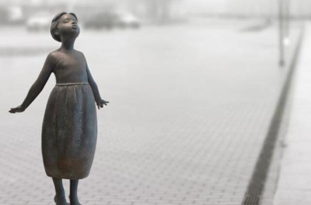 Prabilusios Klaipėdos skulptūros